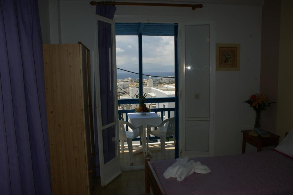 Magic View Aparthotel Naxos City Room photo